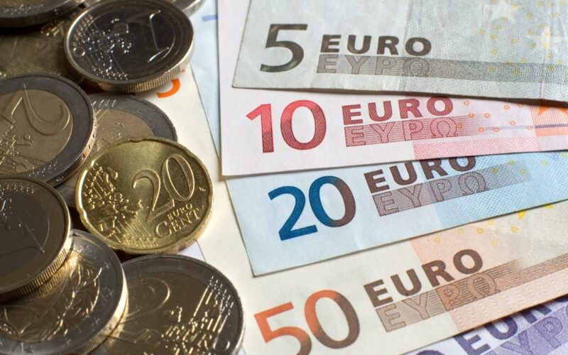“عملة الاتحاد الأوروبي علي كام؟” سعر اليورو اليوم الثلاثاء 30 أبريل 2024 في البنوك ختام التعاملات المسائية