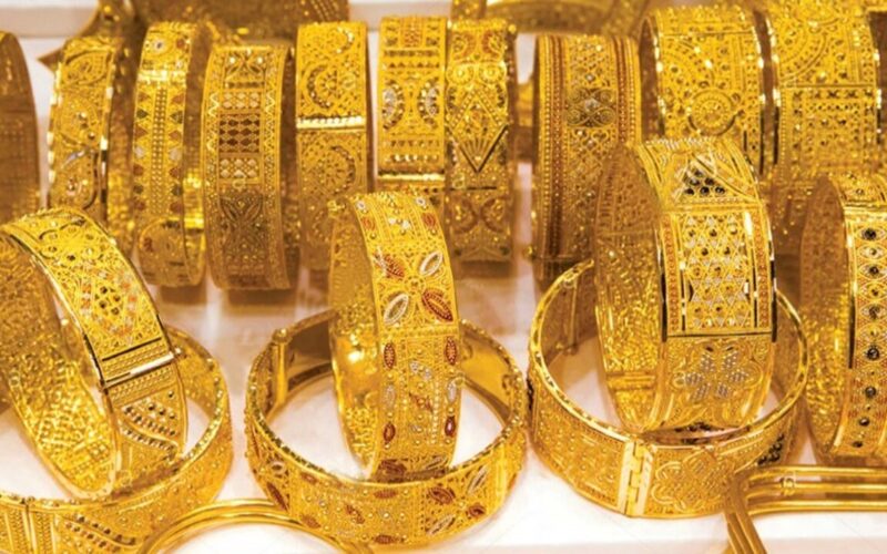 “مفيش جواز تاني” سعر جرام الذهب عيار 21 سعر الذهب اليوم الاثنين 15 ابريل 2024 في محلات الصاغة المصرية