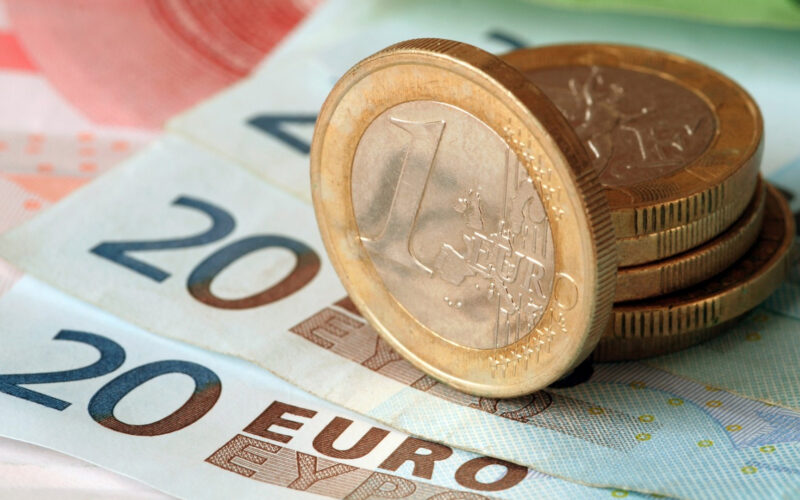 سعر اليورو اليوم في مصر بتاريخ 30/4/2024 في السوق الموازي وكافة البنوك العامله