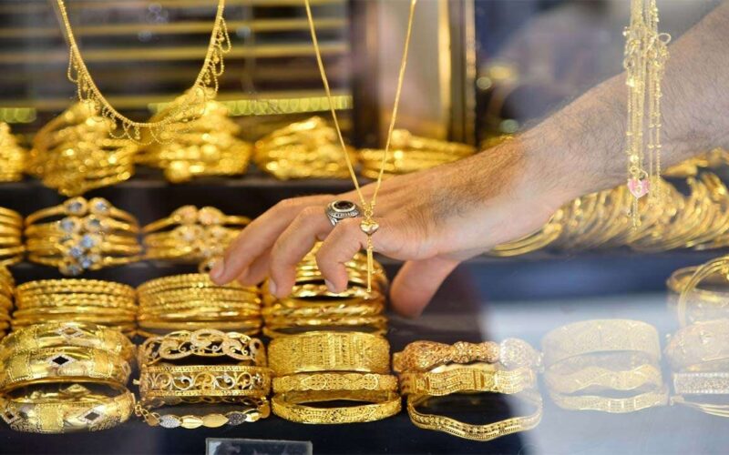 الآن سعر جرام الذهب عيار 21 سعر الذهب اليوم في ختام تعاملات الثلاثاء 30-4-2024 بالمصنعية